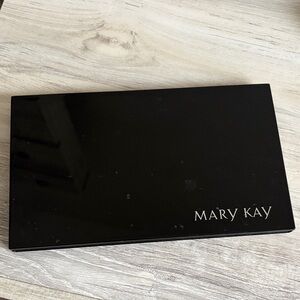 Mary Kay Pro Palette